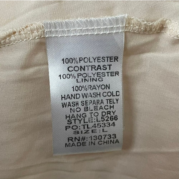 Beautiful umgee dress - Picture 9 of 12